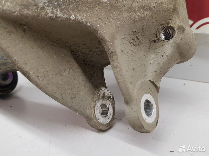 Кулак поворотный задний правый (Volvo XC40)