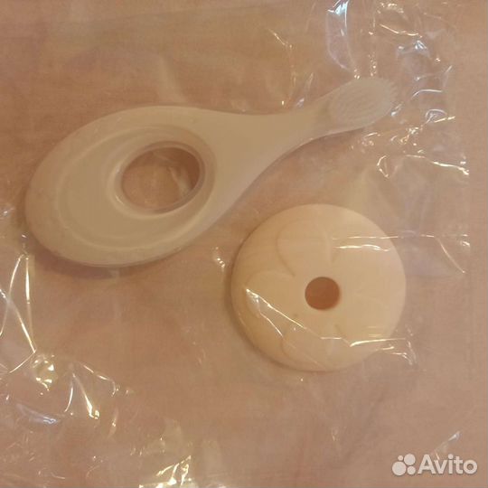 Зубная щетка для детей новая