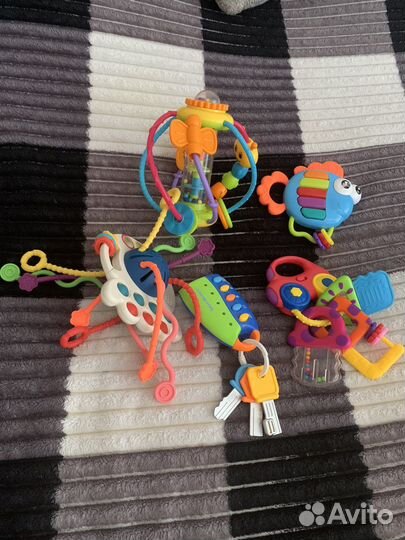 Игрушки - погремушки пакетом