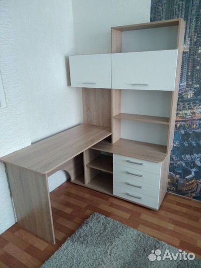 Стол письменный угловой