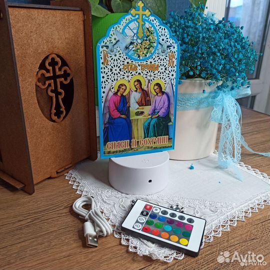 Икона Святая Троица светильник ночник в подарочной