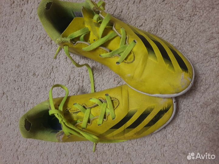 Футзалки adidas