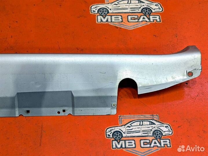 Порог пластиковый правый Vaneo 414 vaneo 166.96