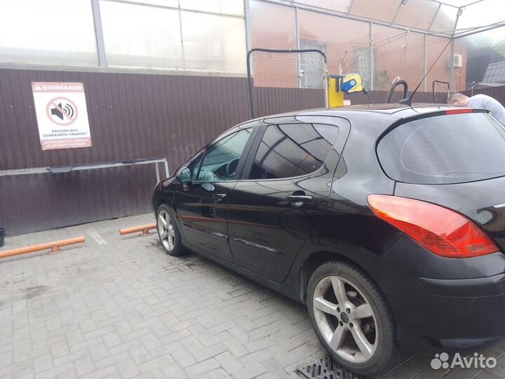 Peugeot 308 1.6 МТ, 2008, 333 193 км