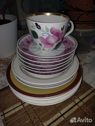 Посудатарелки и блюдца