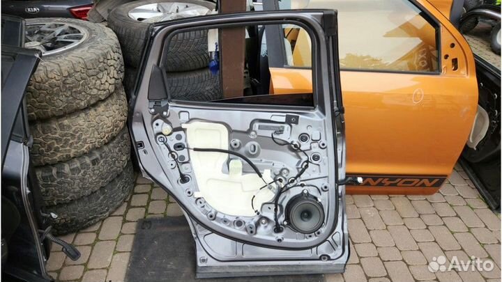 Дверь задняя левая на Renault Arkana 2021 год