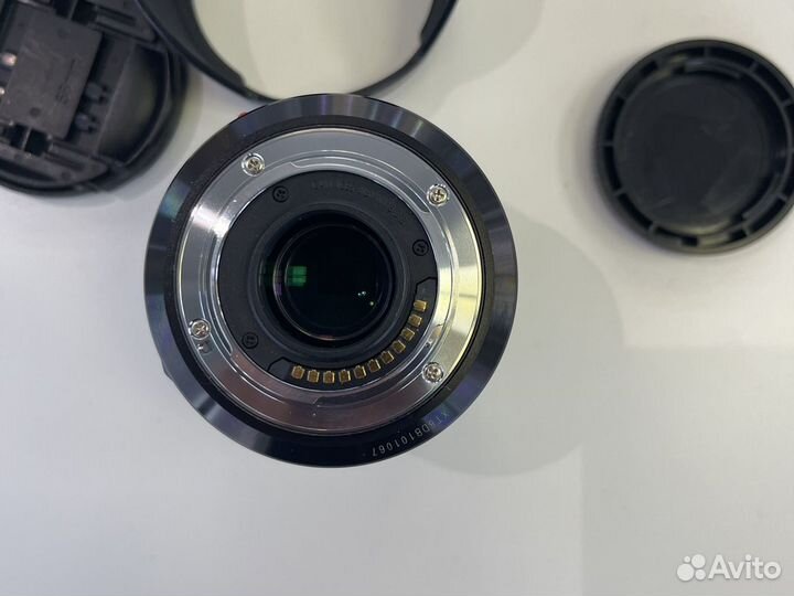 Panasonic 12-35 f2 8