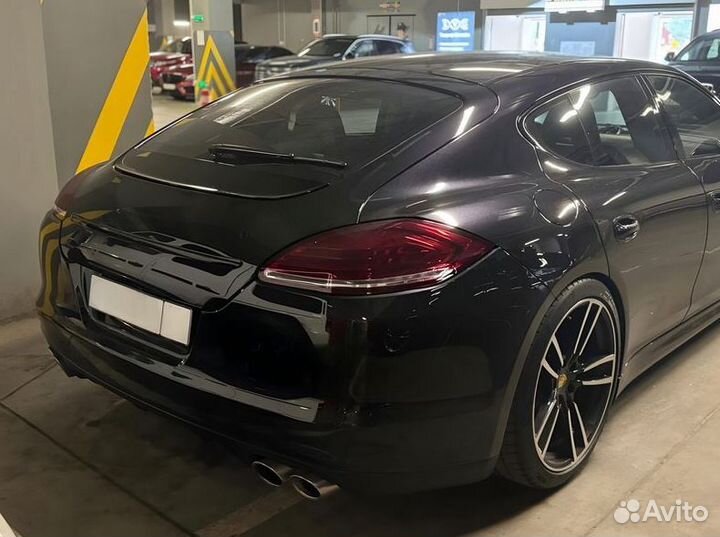 Фонари задние Black Porsche Cayenne 958 LED