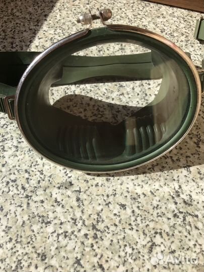 Маска с трубкой для плавания