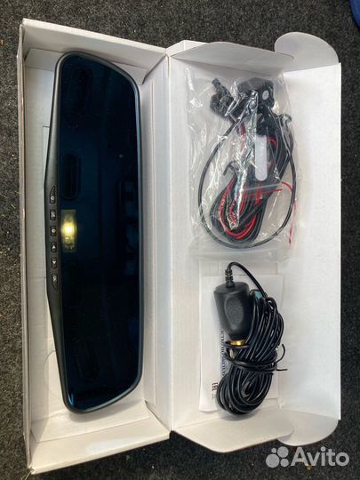 Зеркало заднего вида салонное