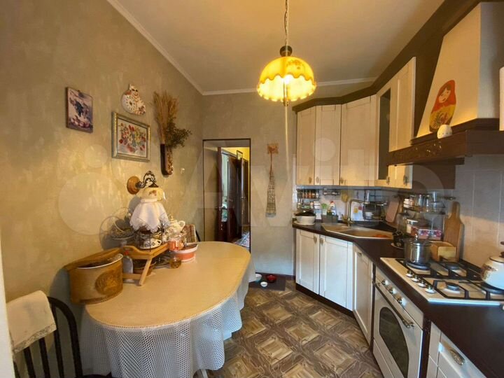 Комната 14 м² в 3-к., 9/10 эт.