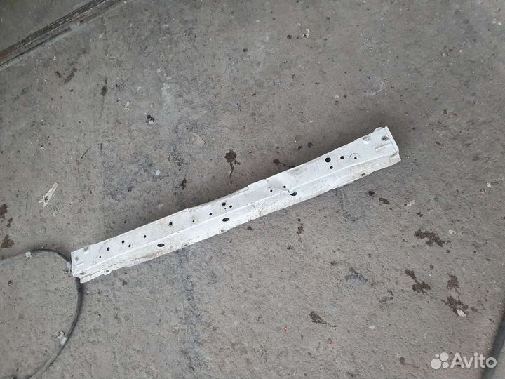 Панель передняя mitsubishi outl