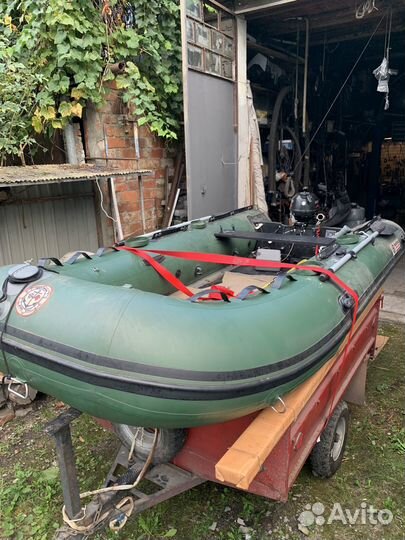 Продам лодку с мотором