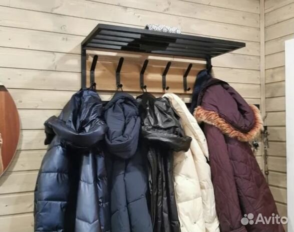 Вешалка настенная в прихожую