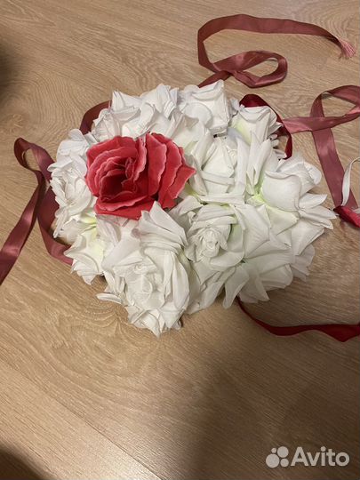 Свадебные украшения на автомобиль