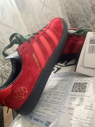 Кроссовки adidas