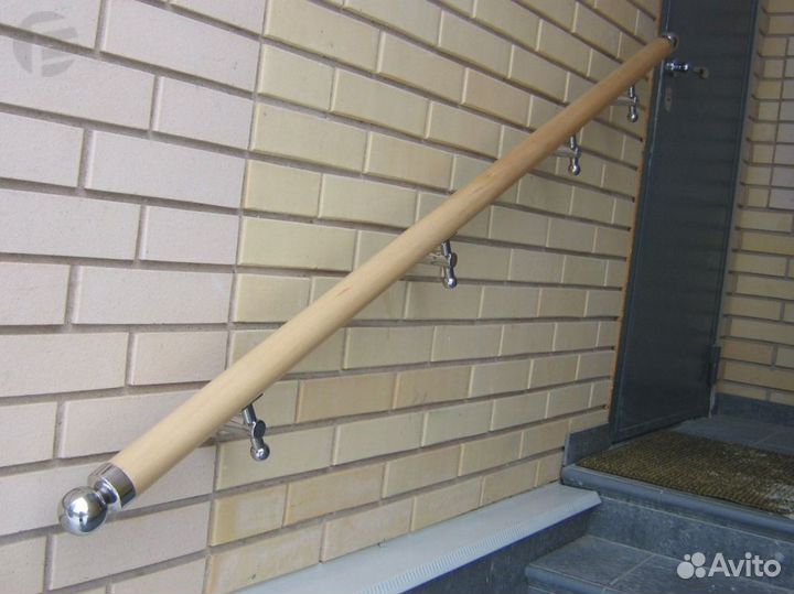 Ограждение из полированной нержавеющей стали