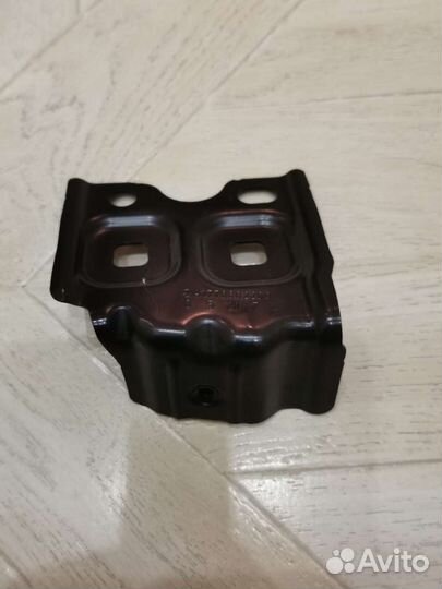 Mercedes w177 Кронштейн номерного знака