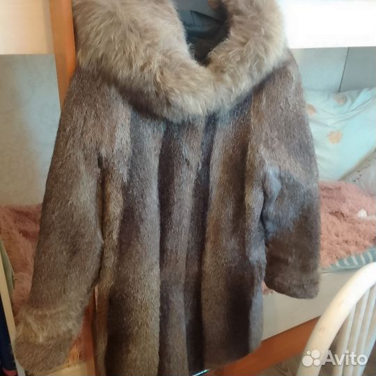 Шуба нутрия с капюшоном