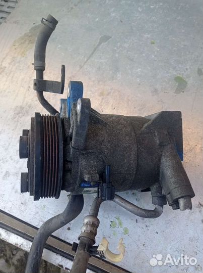 Навесное с матора ниссан vq35de