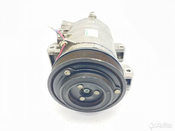 Компрессор кондиционера Nissan Elgrand TE52 2.5