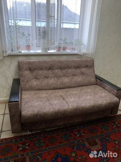 Диван и кресло