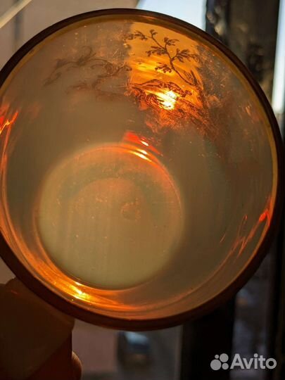 Старинная чашка опаловое стекло