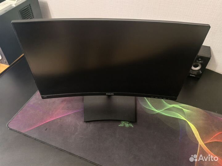 Монитор philips