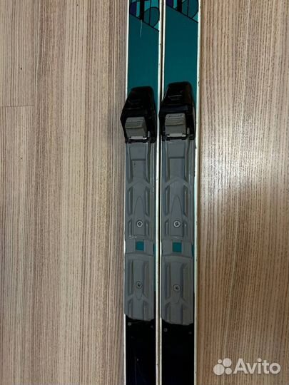 Лыжи беговые с ботинками