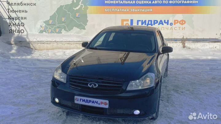 Накладка порога задняя правая Infiniti M35 (Y50) 7