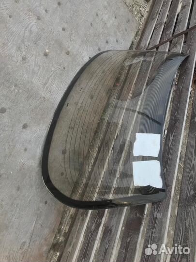 Заднее стекло Toyota Vista 90-94г V30