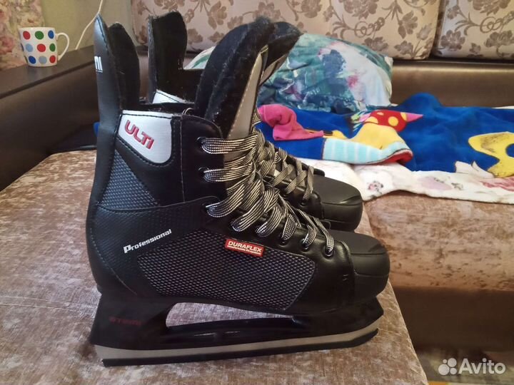 Коньки хоккейные atemi