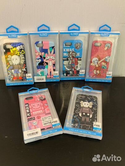 Чехол на iPhone kaws