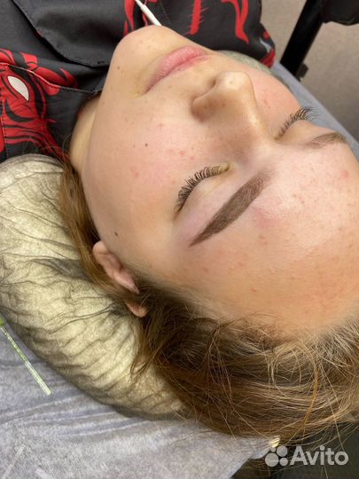 Модельна на наращивание ресниц