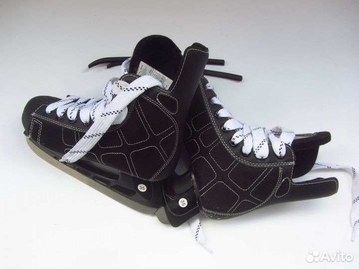 Коньки хоккейные детские 35 размер