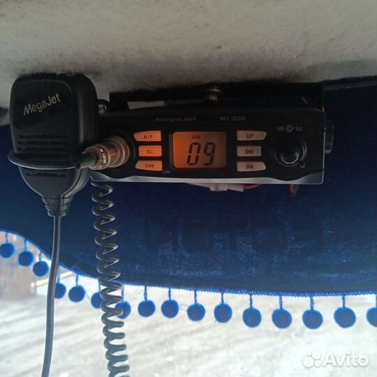 Автомобильная рация с антенной