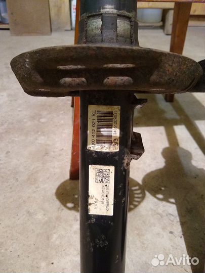 Стойки передние