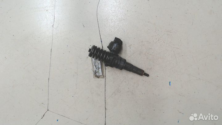 Форсунка топливная Volkswagen Transporter 5