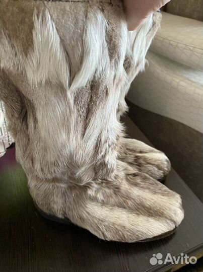 Продам унты