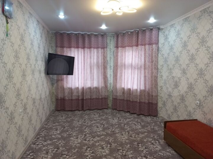 2-к. квартира, 56 м², 3/9 эт.