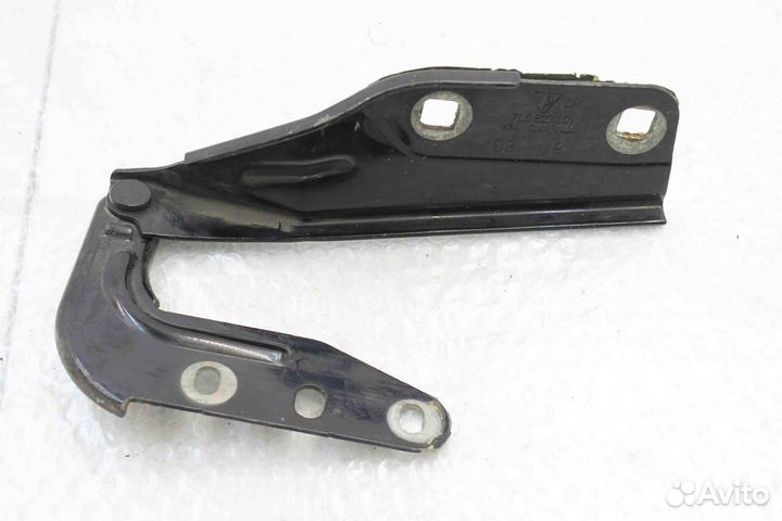 Петля капота левая Porsche Cayenne 955