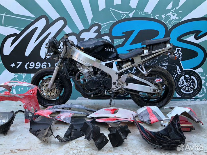 На разборе Honda CBR 900 R 1995г