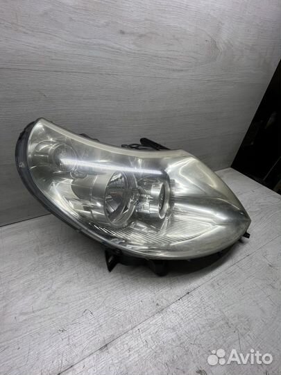 Фара передняя правая Пежо Боксер 250