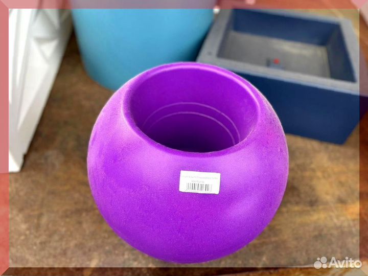 Кашпо в форме шара уличное