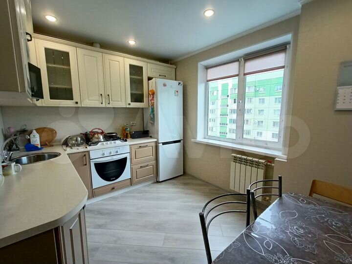 2-к. квартира, 56,3 м², 8/10 эт.