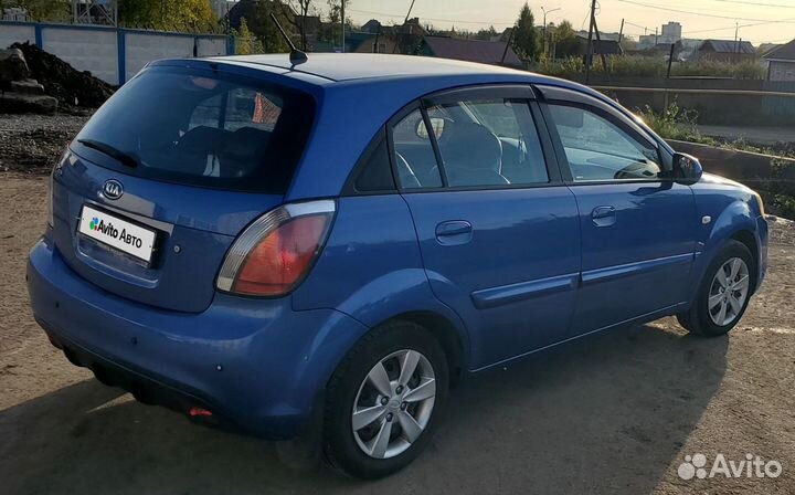 Kia Rio 1.4 AT, 2011, 222 000 км