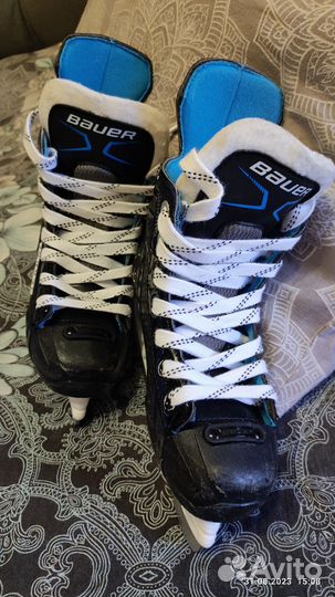Хоккейные коньки bauer