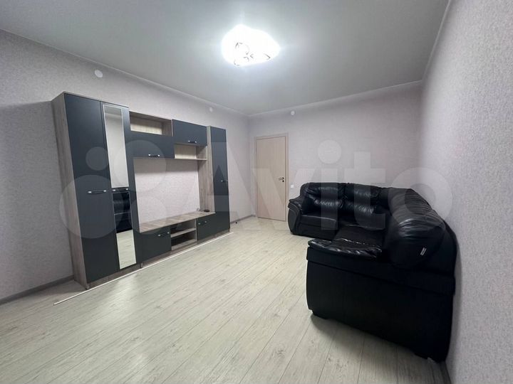 2-к. квартира, 58 м², 2/5 эт.