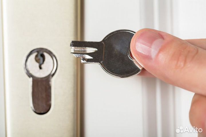 Вскрытие замков Квартир Автомобилей Гаражей