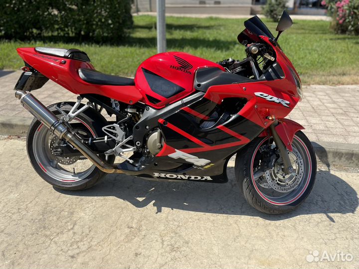 Honda cbr 600